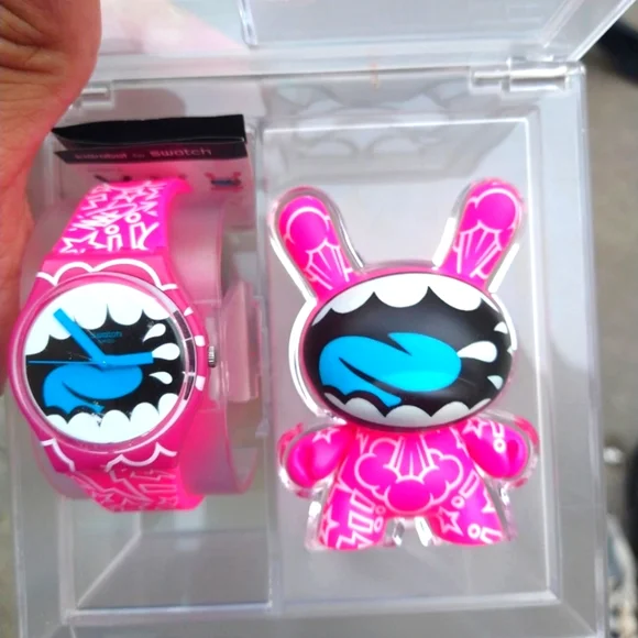 Swatch | Accessories | Swatch Brand Mad Kid Robot Limited  display picture 2